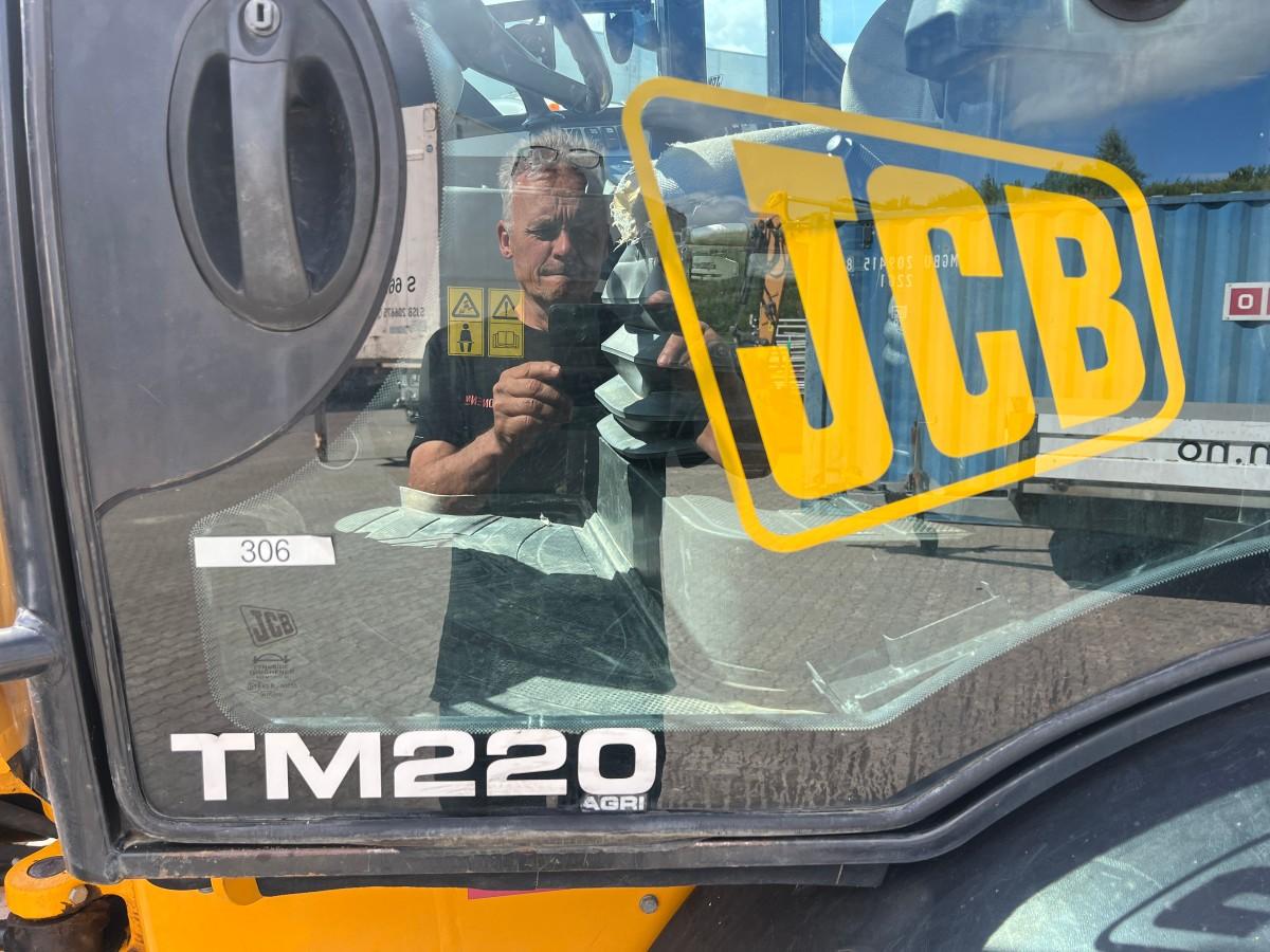2014 JCB TM220 FM Hjullaster / Teleskoplaster 3193 t