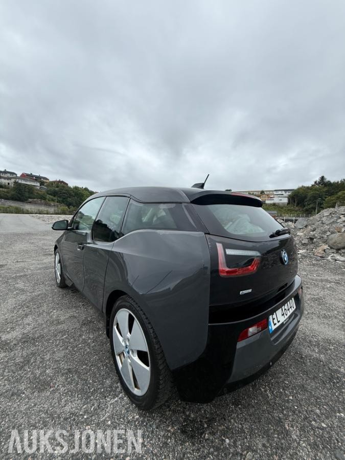 2014 BMW i3 60Ah 2 sett hjul ny EU