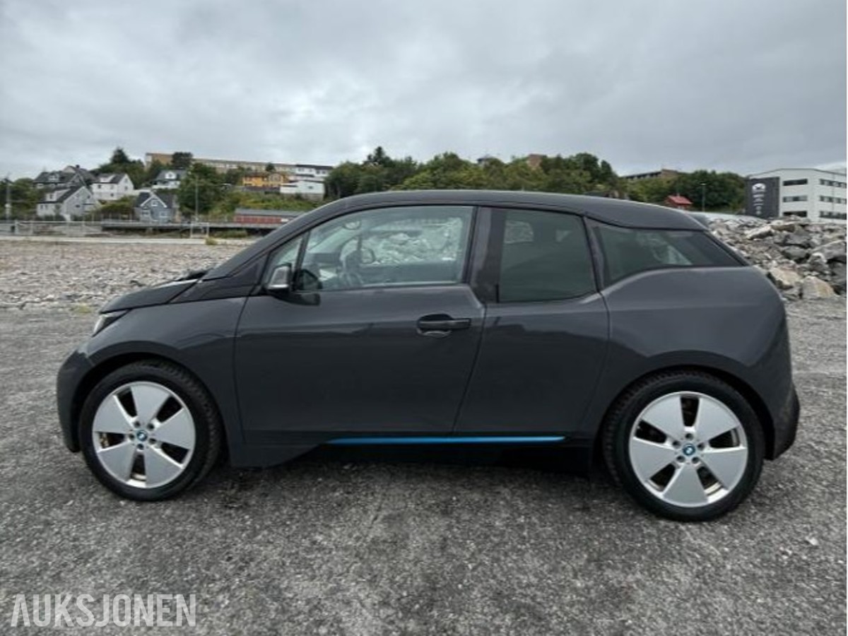 2014 BMW i3 60Ah 2 sett hjul ny EU