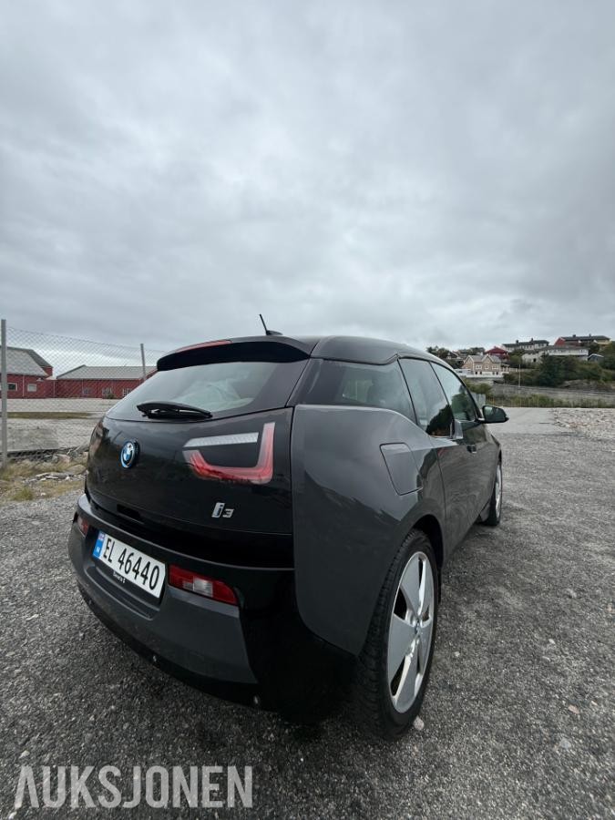 2014 BMW i3 60Ah 2 sett hjul ny EU