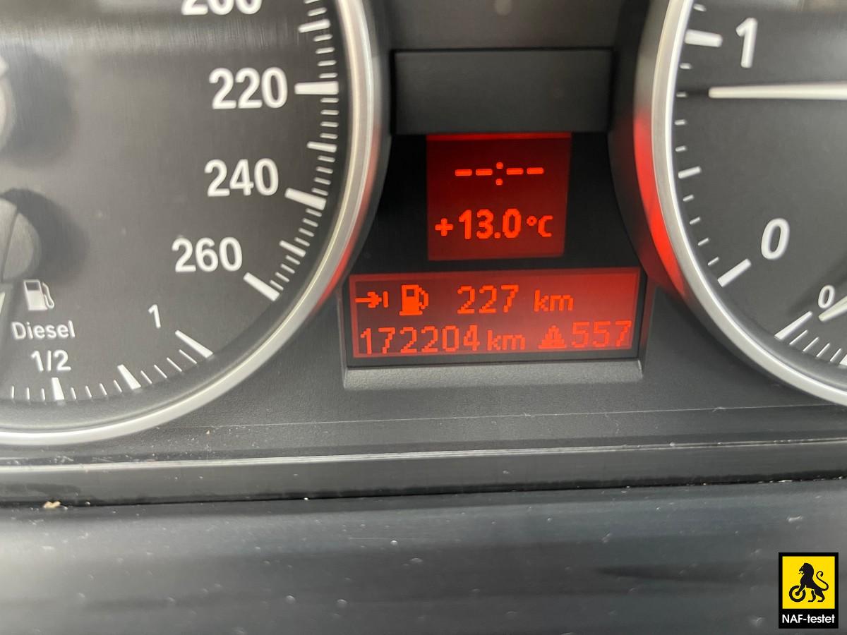 2010 BMW X1 XDRIVE18D 136 HK AUT NAVI SKINN X-LINE