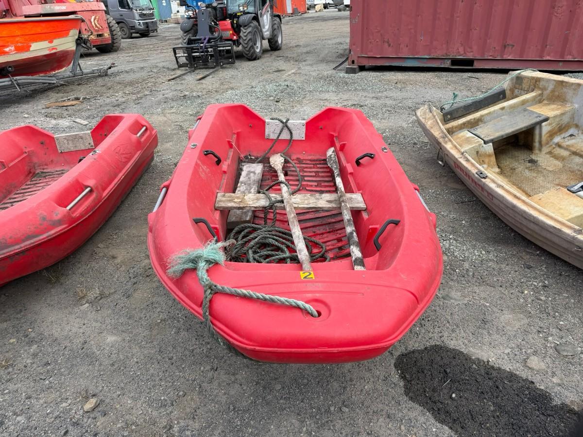 River 290 (Rotostøp AS) – brukt plastbåt / jolle