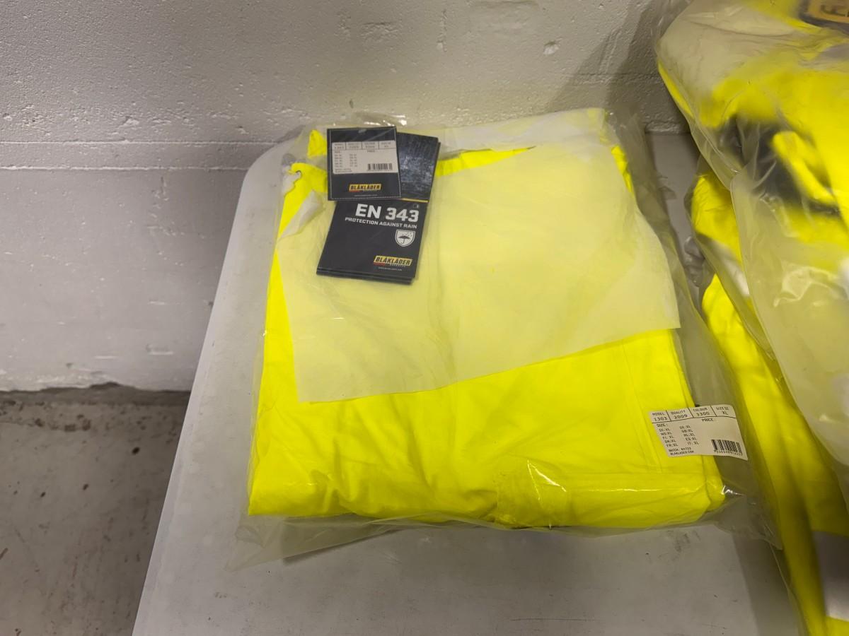 11 stk Blåkläder og Aalesund Protective Wear Regntøy og synlighetstøy