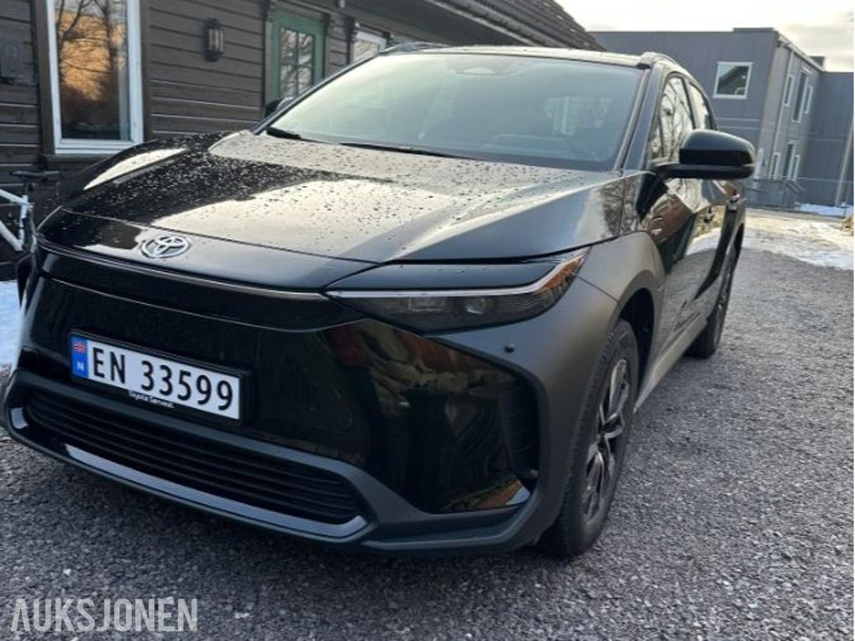 2025 Toyota bZ4X, 204hk 2WD Adaptiv cruisekontroll, Hengerfeste, Ryggekamera