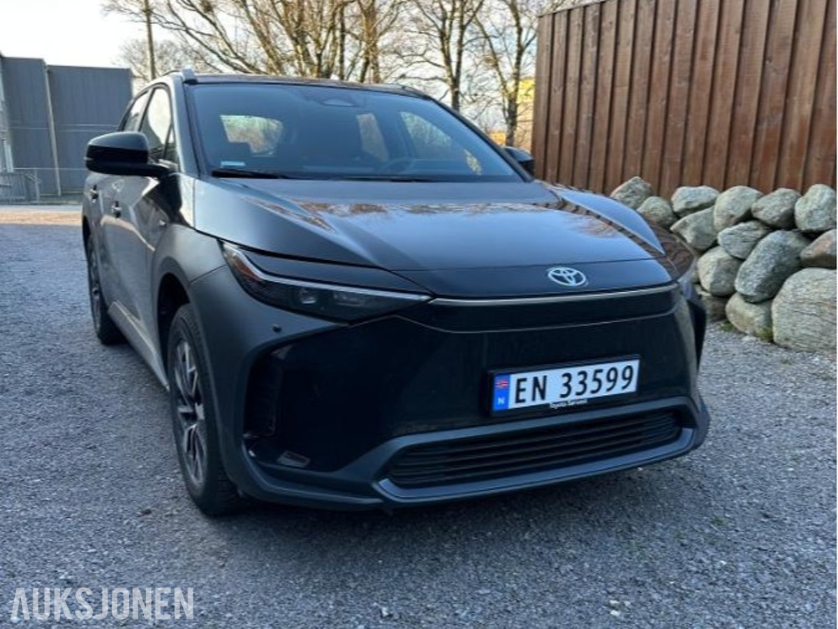 2025 Toyota bZ4X, 204hk 2WD Adaptiv cruisekontroll, Hengerfeste, Ryggekamera