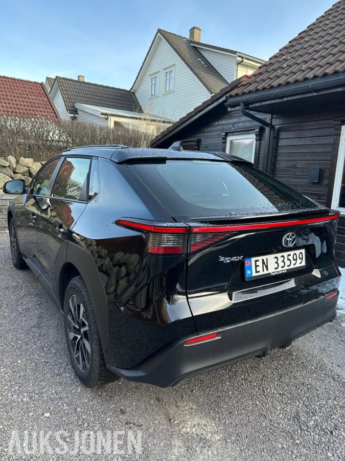 2025 Toyota bZ4X, 204hk 2WD Adaptiv cruisekontroll, Hengerfeste, Ryggekamera