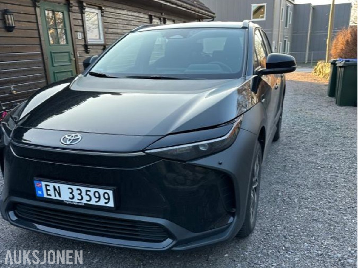 2025 Toyota bZ4X, 204hk 2WD Adaptiv cruisekontroll, Hengerfeste, Ryggekamera