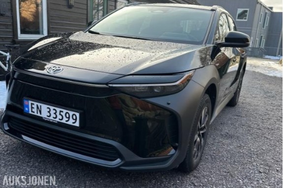 2025 Toyota bZ4X, 204hk 2WD Adaptiv cruisekontroll, Hengerfeste, Ryggekamera