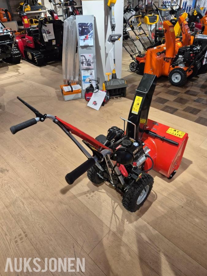2025 Hecht 9555 SE snøfreser