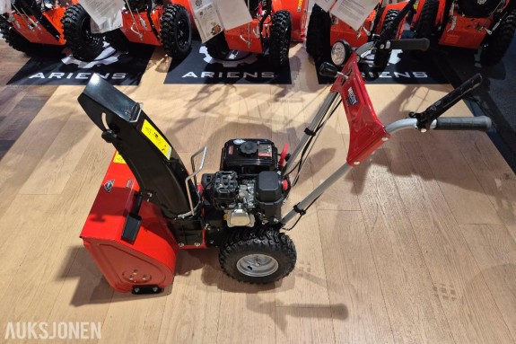 2025 Hecht 9555 SE snøfreser