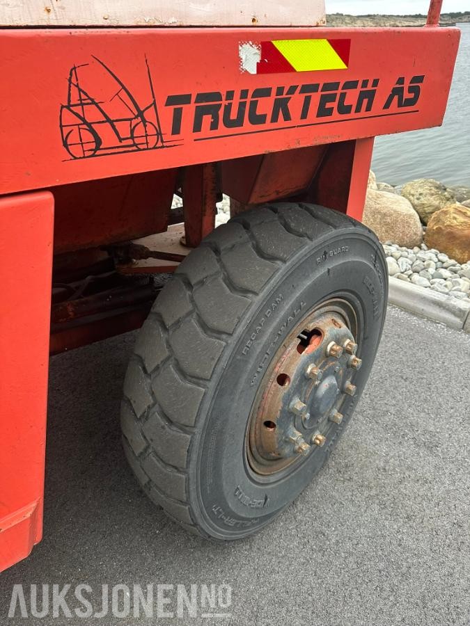 1980 Kalmar 120.60 Gaffeltruck med 2 sett gafler, løftehøyde 4900MM