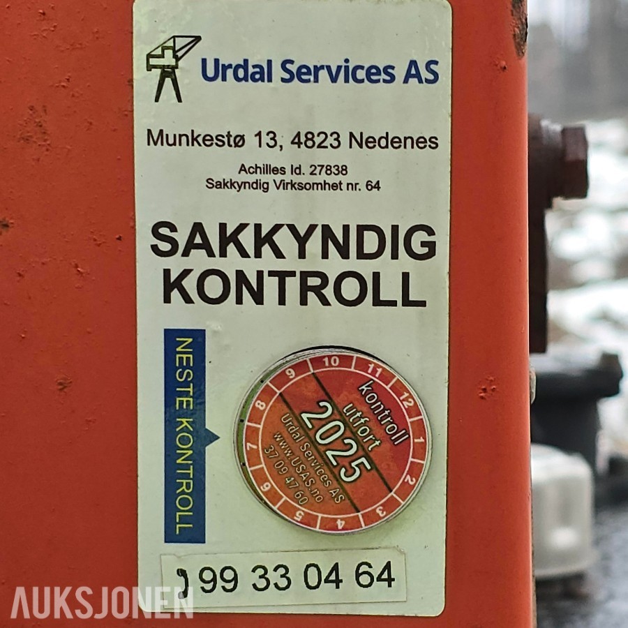 2003 Mercedes-Benz 815D 37 VN - med sertifisert kran