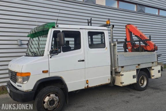 2003 Mercedes-Benz 815D 37 VN - med sertifisert kran