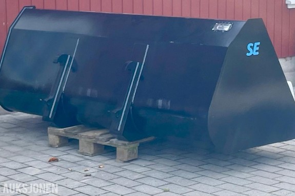 Traktorskuff 240 cm med Trima/sms feste