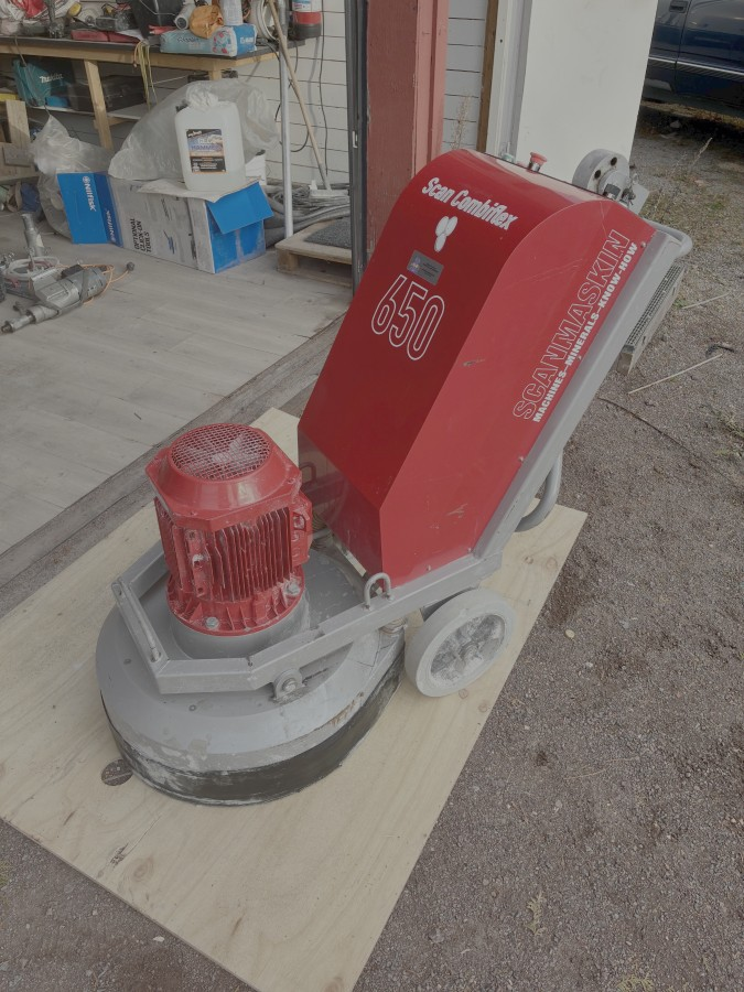 SCAN COMBIFLEX 650 – 400 VOLT 7,5 KW GULVSLIPEMASKIN