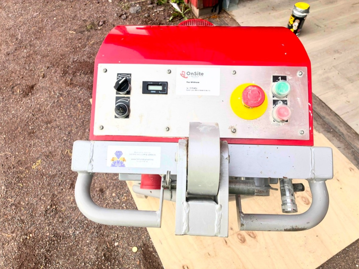 SCAN COMBIFLEX 650 – 400 VOLT 7,5 KW GULVSLIPEMASKIN