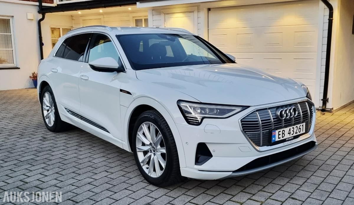 2020 Audi e-tron 50 quattro adaptiv cruisekontroll ryggekamera hengerfeste