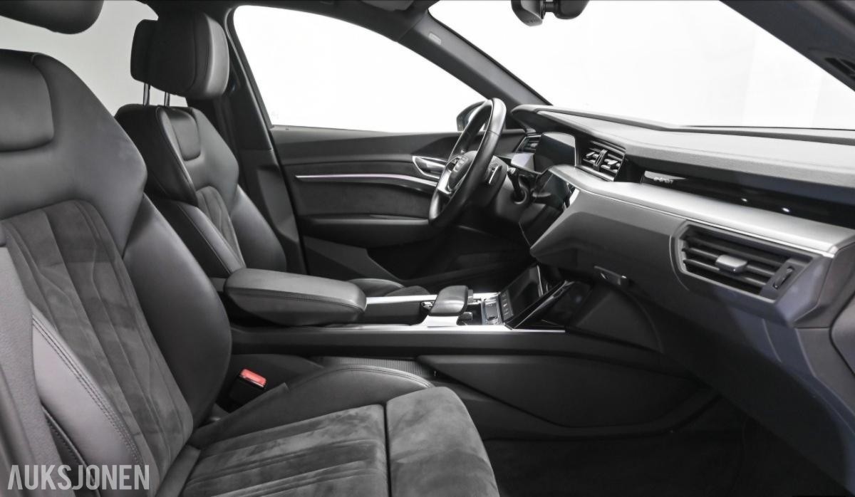 2020 Audi e-tron 50 quattro adaptiv cruisekontroll ryggekamera hengerfeste