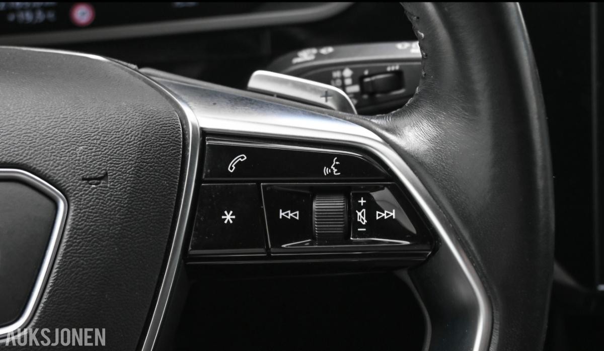 2020 Audi e-tron 50 quattro adaptiv cruisekontroll ryggekamera hengerfeste