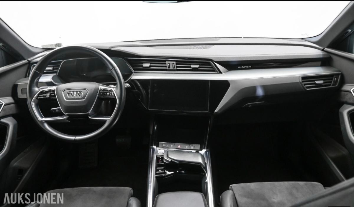2020 Audi e-tron 50 quattro adaptiv cruisekontroll ryggekamera hengerfeste