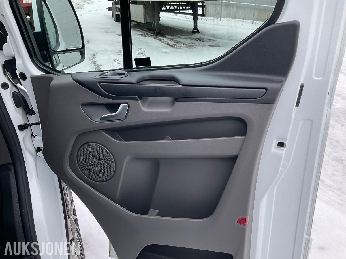 2023 Ford Transit Custom, 340 L1/2,0 TDCi 130hk/Automat/Webasto/DEFA/Lane assistent/ACC++, 20900km