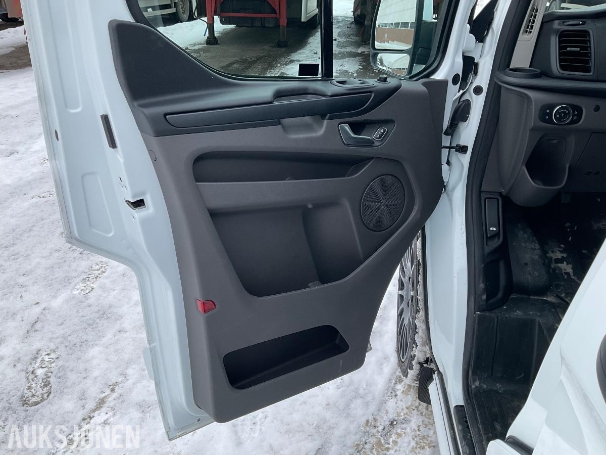 2023 Ford Transit Custom, 340 L1/2,0 TDCi 130hk/Automat/Webasto/DEFA/Lane assistent/ACC++, 20900km