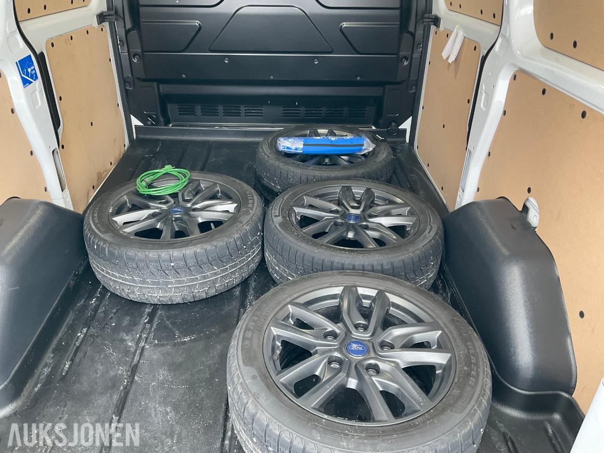 2023 Ford Transit Custom, 340 L1/2,0 TDCi 130hk/Automat/Webasto/DEFA/Lane assistent/ACC++, 20900km