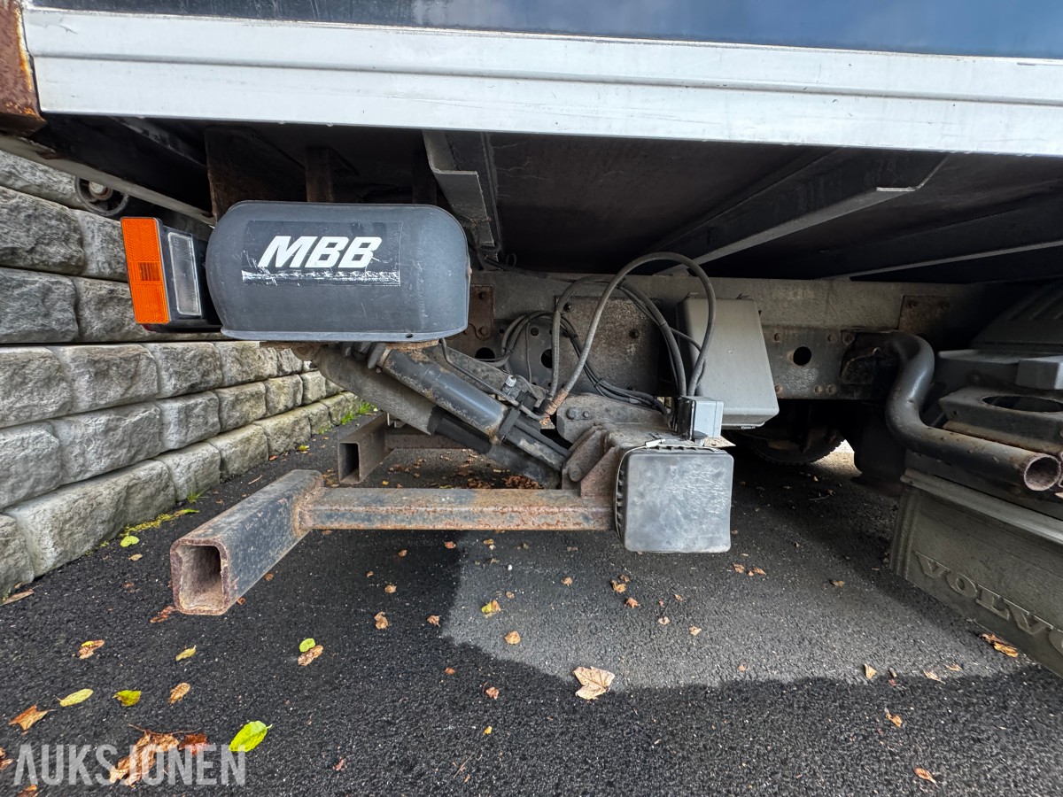 2008 Mercedes-Benz 818L - Skapbil med bakløft og fjernstyring av bakløft - 3 seter - EU godkjent