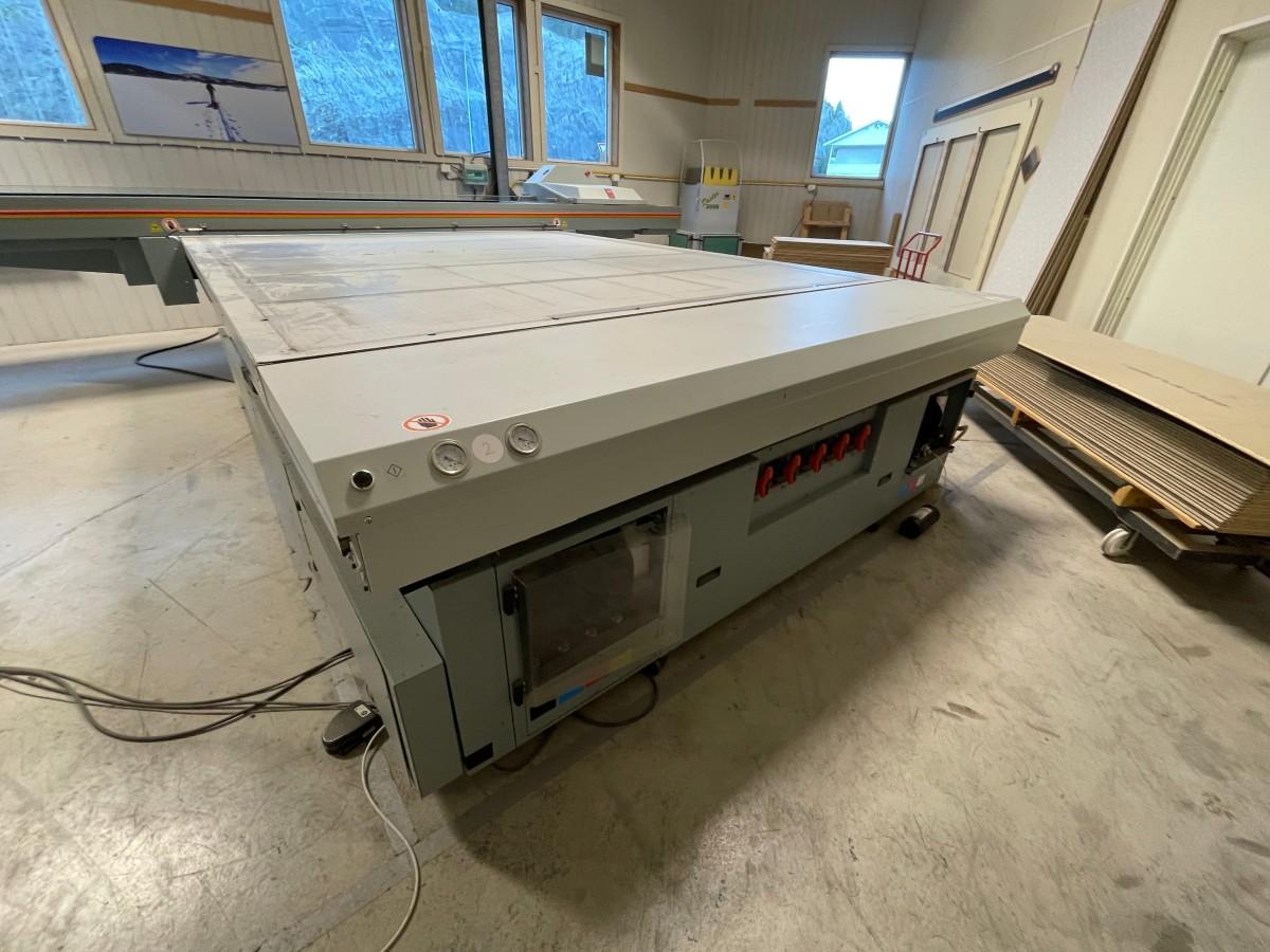Arizona 6170 XTS /Onyx Thrive Printer med 42 printhoder