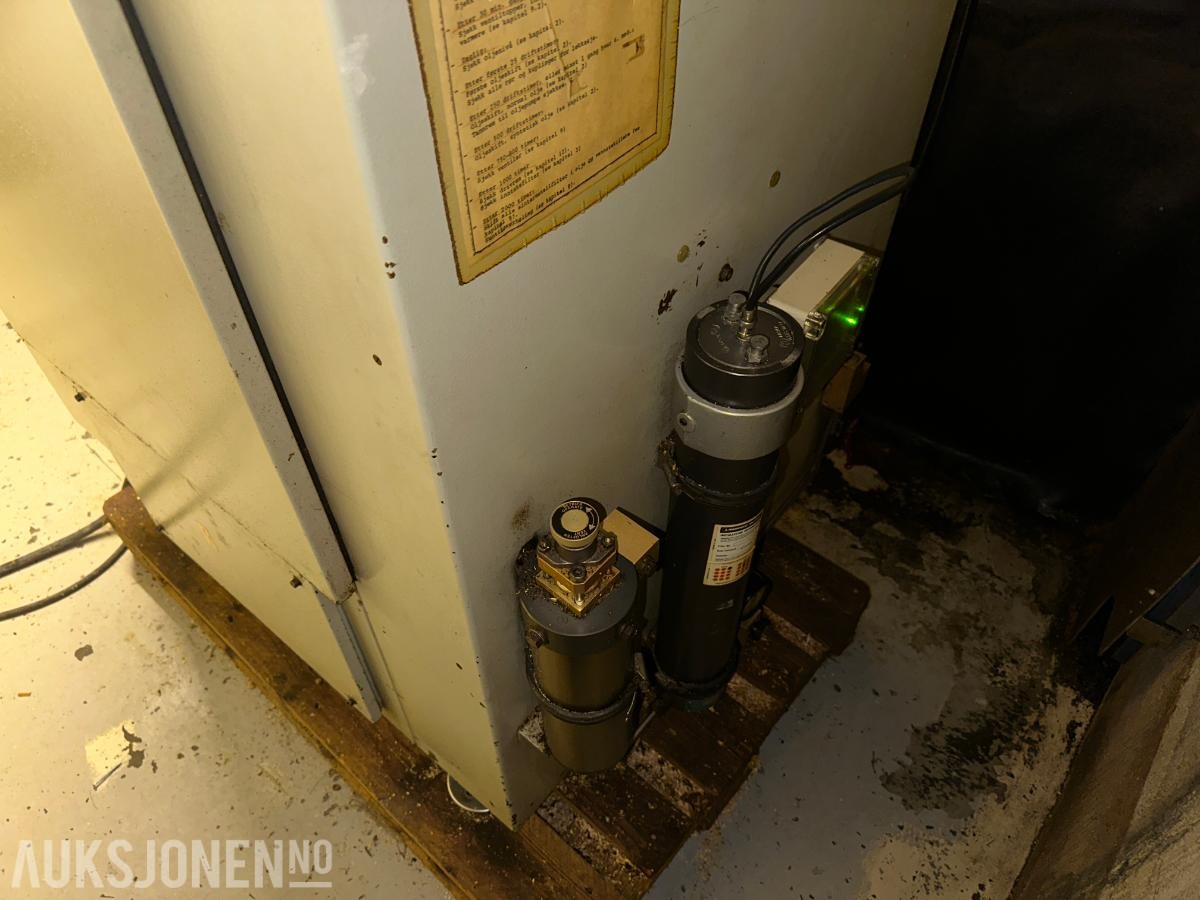 1985 Bauer V 15-H høytrykkskompressor