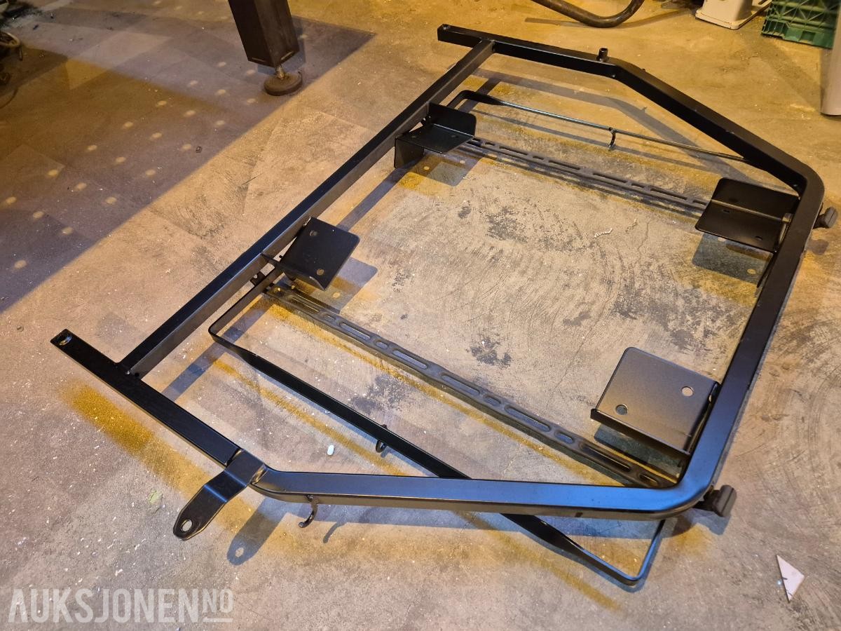 Volvo FH skjermtopp holder