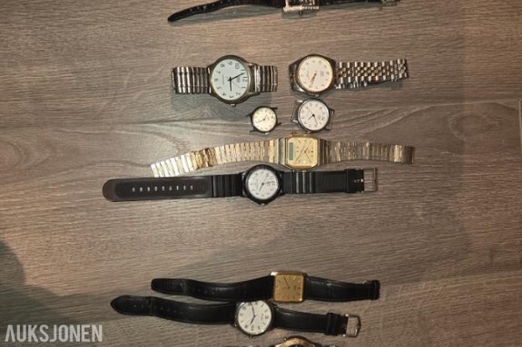 Lott med diverse klokker 
