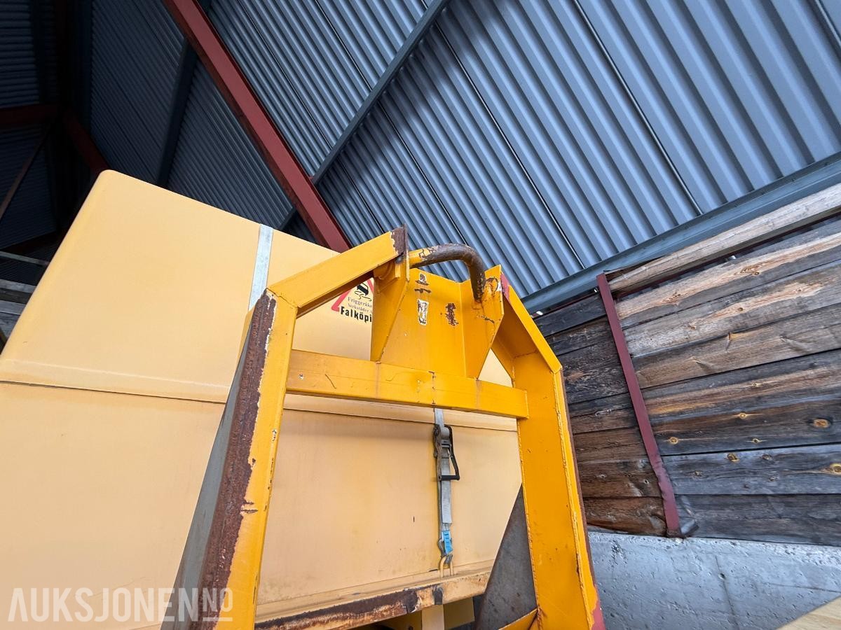 2012 Falköping C-7 LTFV Mixer Fastsandspreder på krokramme
