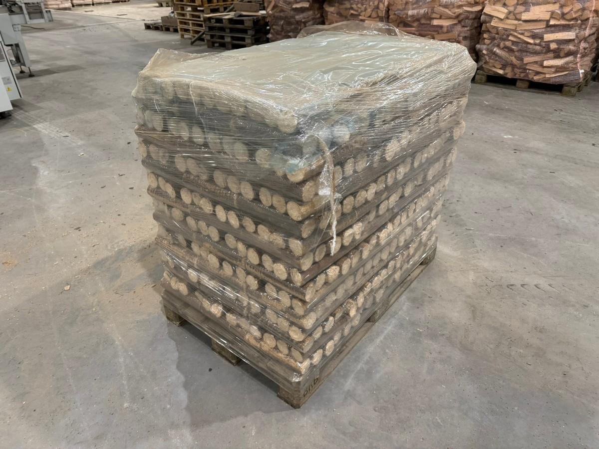 Parti med 50 paller fyringsbriketter – ca. 31,5 tonn