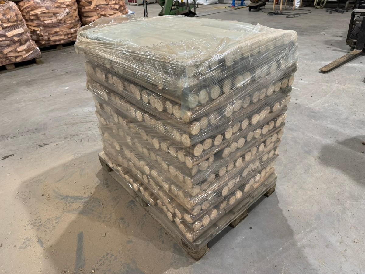 Parti med 50 paller fyringsbriketter – ca. 31,5 tonn