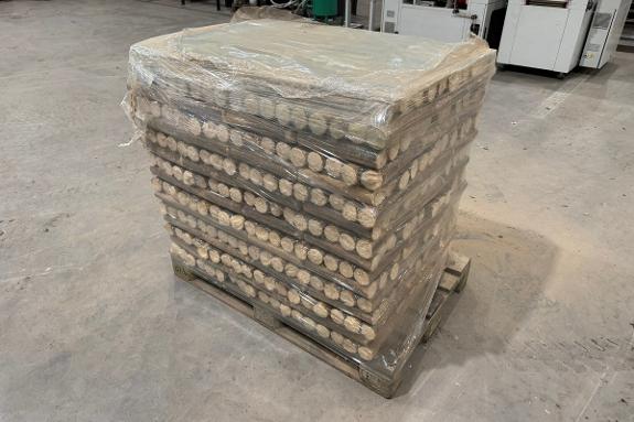 Parti med 50 paller fyringsbriketter – ca. 31,5 tonn