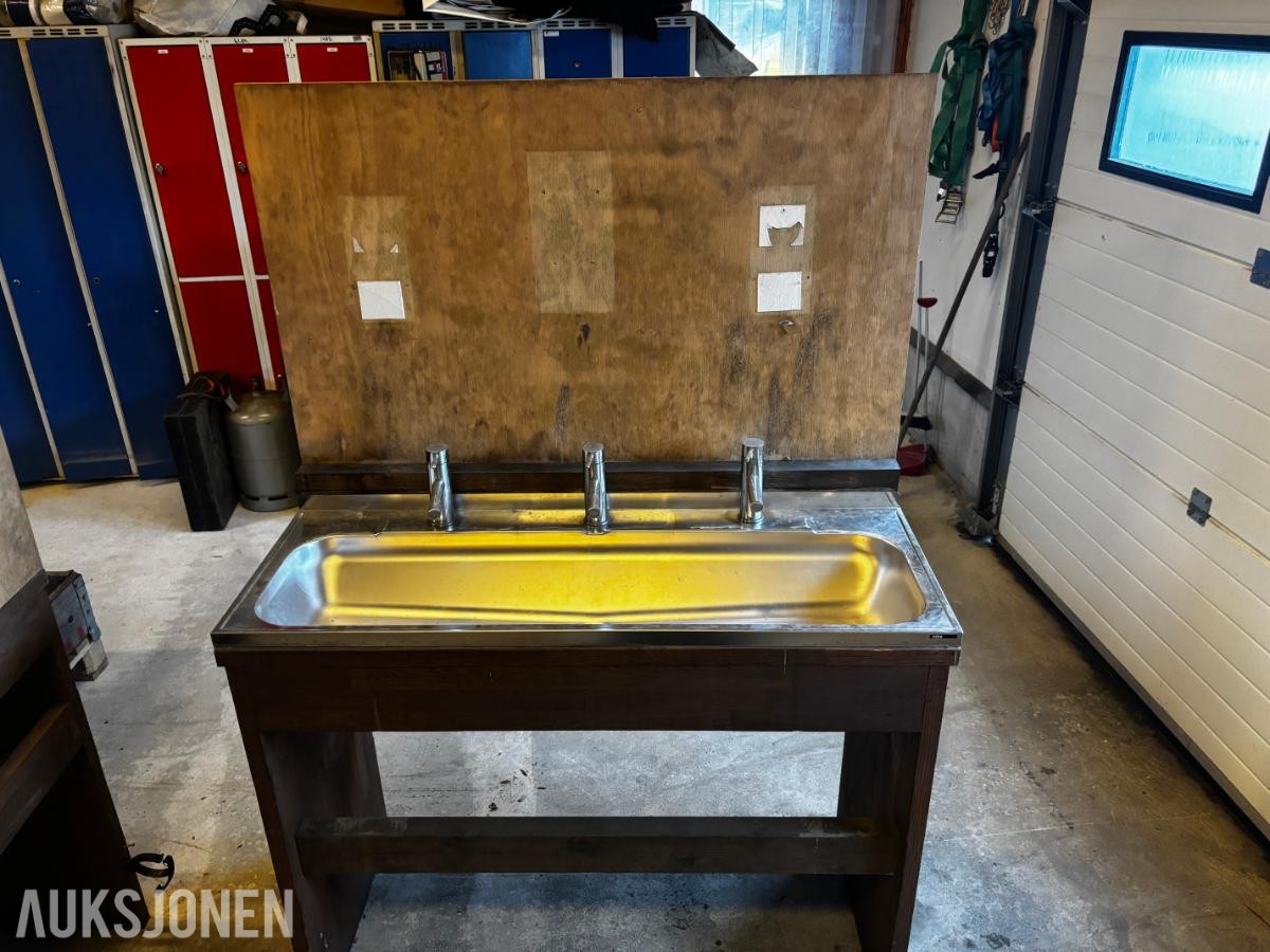 Vaskestasjon - Mobil løsning – 3 kraner