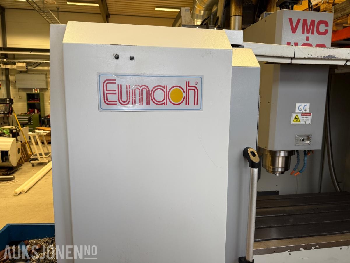 2014 Eumach 3Akse fresemaskin VMC 1100 400V