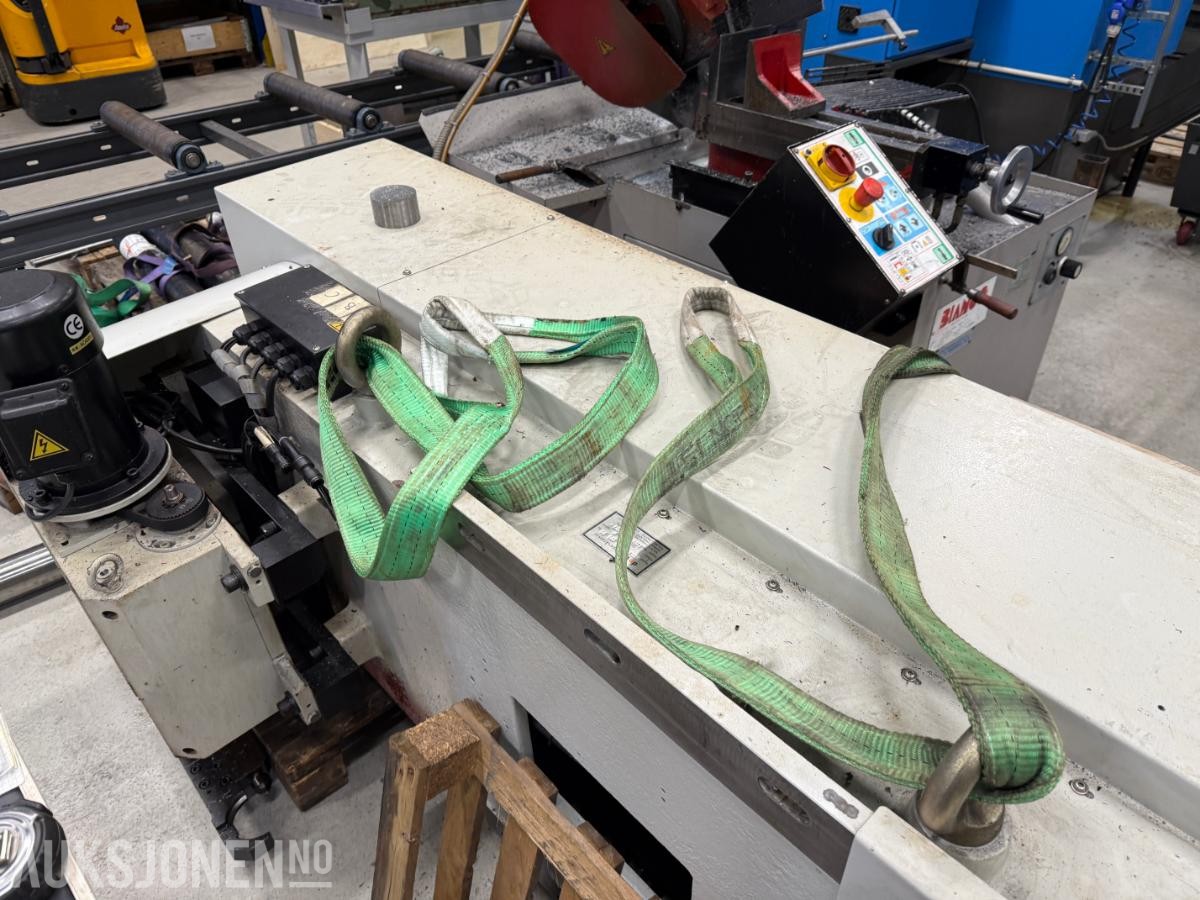 2014 Eumach 3Akse fresemaskin VMC 1100 400V