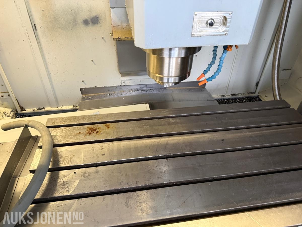 2014 Eumach 3Akse fresemaskin VMC 1100 400V