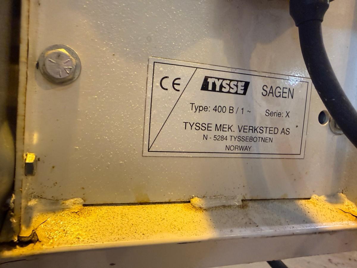 Tysse 400 B/1kapp-/metallsag på stativ