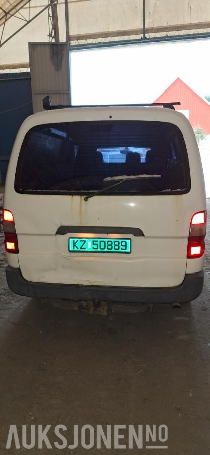 2003 Toyota HiAce 2.5-102 D 4WD