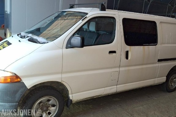2003 Toyota HiAce 2.5-102 D 4WD