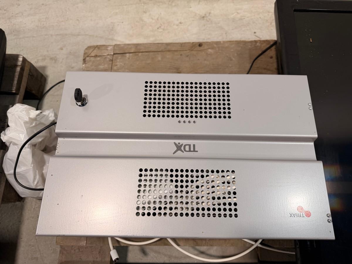 TV-er, Philips Professional TV, Finlux, Samsung og TV-/satellittutstyr