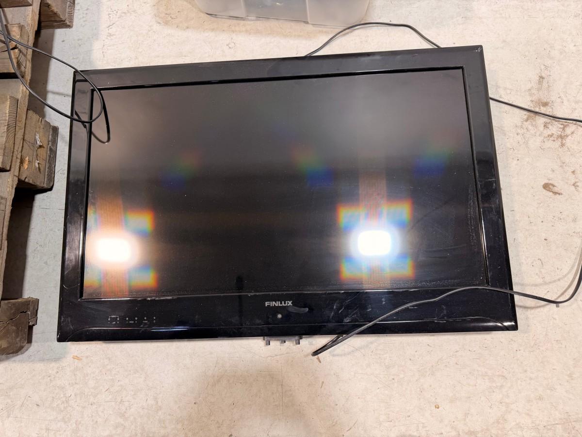 TV-er, Philips Professional TV, Finlux, Samsung og TV-/satellittutstyr