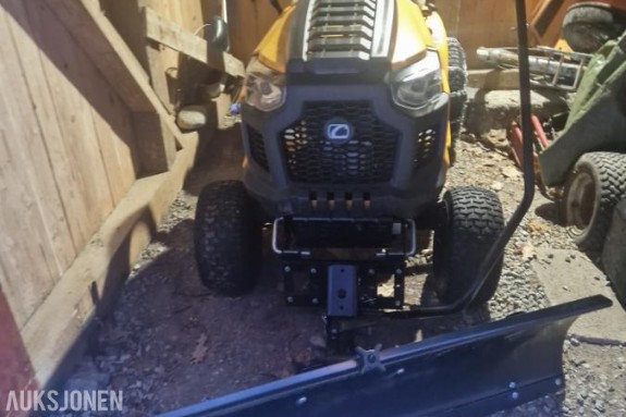 2025 Cub cadet sitteklipper lt2 nr 92 - Snøskjær Klippepanne Kjetting