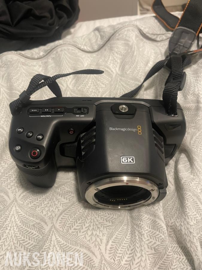 2021 Kamera - Blackmagic Design Cinema Camera 6K Pocket Pro