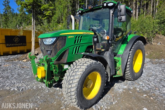 2014 John Deere 6125R traktor 4737 timer