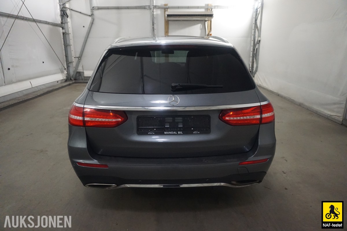 2017 Mercedes-Benz E200 AMG 184HK AUTOMAT HENGERFESTE BURMESTER 360-KAMERA PANORAMA HEAD-UP