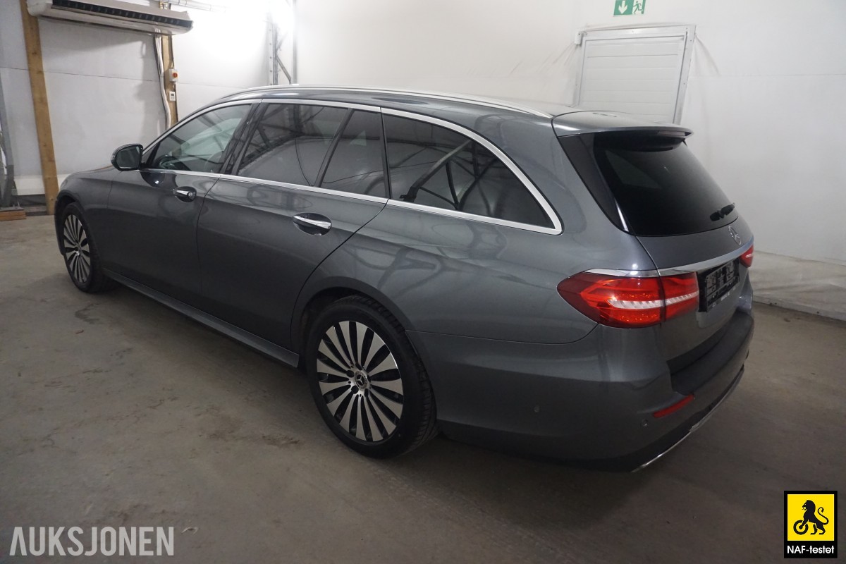 2017 Mercedes-Benz E200 AMG 184HK AUTOMAT HENGERFESTE BURMESTER 360-KAMERA PANORAMA HEAD-UP